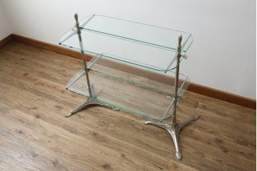 フランスアンティーク　店舗什器におすすめ!真鍮(しんちゅう)フレーム　両面使いできるシンプルな佇まいの飾り棚(ガラス棚、陳列棚、展示台、シェルフ、ディスプレイラック、オープンラック)(R-080857)