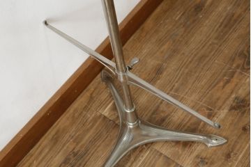 フランスアンティーク　店舗什器におすすめ!真鍮(しんちゅう)フレーム　両面使いできるシンプルな佇まいの飾り棚(ガラス棚、陳列棚、展示台、シェルフ、ディスプレイラック、オープンラック)(R-080857)