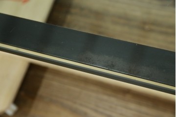 イタリアビンテージ　希少　Cassina(カッシーナ)　ル・コルビュジエ(Le Corbusier)　10 TABLE EN TUBE(ターブル アン テューブ)　LC10　スタイリッシュな佇まいが魅力的なガラスのローテーブル　定価約40万円　(R-080858)