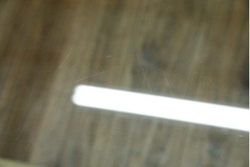 イタリアビンテージ　希少　Cassina(カッシーナ)　ル・コルビュジエ(Le Corbusier)　10 TABLE EN TUBE(ターブル アン テューブ)　LC10　スタイリッシュな佇まいが魅力的なガラスのローテーブル　定価約40万円　(R-080858)