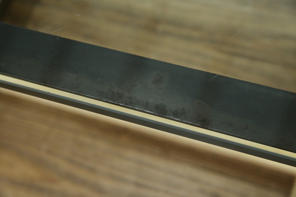 イタリアビンテージ　希少　Cassina(カッシーナ)　ル・コルビュジエ(Le Corbusier)　10 TABLE EN TUBE(ターブル アン テューブ)　LC10　スタイリッシュな佇まいが魅力的なガラスのローテーブル　定価約40万円　(R-080858)