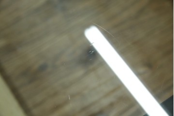 イタリアビンテージ　希少　Cassina(カッシーナ)　ル・コルビュジエ(Le Corbusier)　10 TABLE EN TUBE(ターブル アン テューブ)　LC10　スタイリッシュな佇まいが魅力的なガラスのローテーブル　定価約40万円　(R-080858)