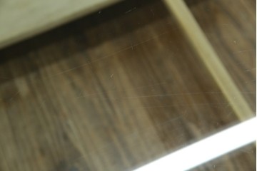 イタリアビンテージ　希少　Cassina(カッシーナ)　ル・コルビュジエ(Le Corbusier)　10 TABLE EN TUBE(ターブル アン テューブ)　LC10　スタイリッシュな佇まいが魅力的なガラスのローテーブル　定価約40万円　(R-080858)