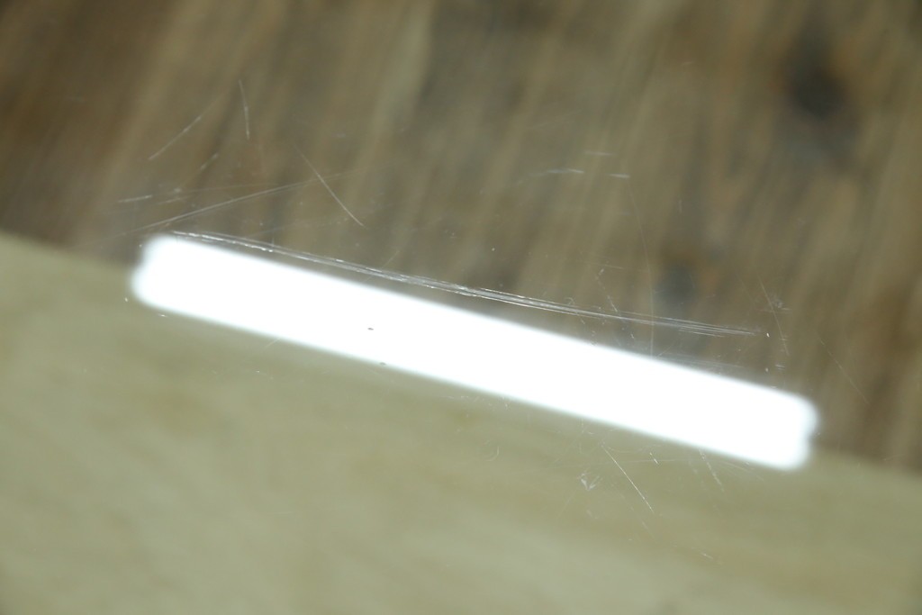 イタリアビンテージ　希少　Cassina(カッシーナ)　ル・コルビュジエ(Le Corbusier)　10 TABLE EN TUBE(ターブル アン テューブ)　LC10　スタイリッシュな佇まいが魅力的なガラスのローテーブル　定価約40万円　(R-080858)