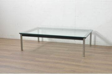 イタリアビンテージ　希少　Cassina(カッシーナ)　ル・コルビュジエ(Le Corbusier)　10 TABLE EN TUBE(ターブル アン テューブ)　LC10　スタイリッシュな佇まいが魅力的なガラスのローテーブル(リビングテーブル、センターテーブル、カクテルテーブル、ヴィンテージ)(定価約40万円)(R-080858)