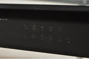 イタリアビンテージ　希少　Cassina(カッシーナ)　ル・コルビュジエ(Le Corbusier)　10 TABLE EN TUBE(ターブル アン テューブ)　LC10　スタイリッシュな佇まいが魅力的なガラスのローテーブル(リビングテーブル、センターテーブル、カクテルテーブル、ヴィンテージ)(定価約40万円)(R-080858)