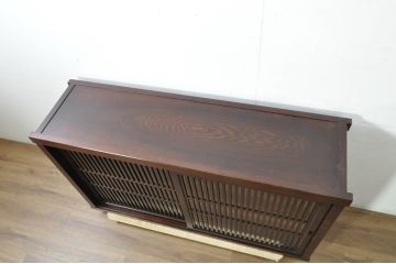 中古　タモ材　上質な和の空間を演出する水屋箪笥サイドボード(水屋箪笥、戸棚、収納棚、食器棚)(R-080860)