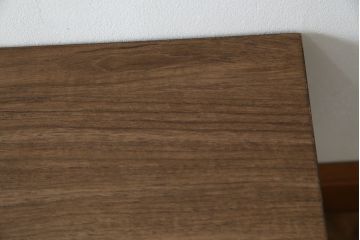 中古　美品　関家具　セルマ(SELMA)　ウォールナット材　和の空間から北欧スタイル等さまざまなテイストに馴染むスタイリッシュなテレビボード(TVボード、テレビ台、ローボード、キャビネット)(R-080861)