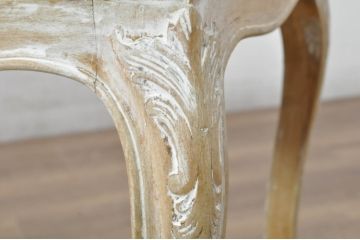 フランスアンティーク　ペイント　天板大理石　猫脚が優雅で可愛らしい彫刻入りのローテーブル(センターテーブル、サイドテーブル、リビングテーブル)(R-080869)