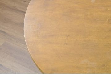 中古　スペイン　バロッサバレンティ(VARO,S.A. VALENTI)　艶やかな木肌と深みある色合いが魅力のラウンドダイニングテーブル(4人掛け、2人掛け、食卓、ラウンドテーブル、丸テーブル)(定価約70万円)(R-080870)