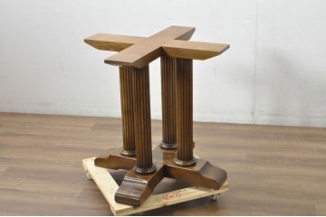 中古　スペイン　バロッサバレンティ(VARO,S.A. VALENTI)　艶やかな木肌と深みある色合いが魅力のラウンドダイニングテーブル(4人掛け、2人掛け、食卓、ラウンドテーブル、丸テーブル)(定価約70万円)(R-080870)