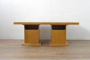 中古　ブランド家具　特注　オーダー品　天板極厚　タモ材　無垢　ナチュラルカラーが素敵な収納付きの特大テーブル(ダイニングテーブル、4人掛け、6人掛け、作業台、食卓、店舗什器)(R-080871)