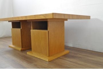 中古　ブランド家具　特注　オーダー品　天板極厚　タモ材　無垢　ナチュラルカラーが素敵な収納付きの特大テーブル(ダイニングテーブル、4人掛け、6人掛け、作業台、食卓、店舗什器)(R-080871)