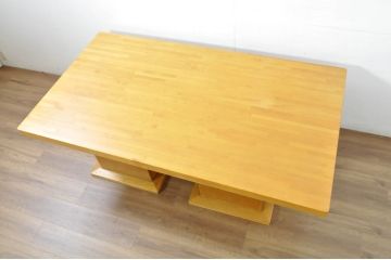 中古　ブランド家具　特注　オーダー品　天板極厚　タモ材　無垢　ナチュラルカラーが素敵な収納付きの特大テーブル(ダイニングテーブル、4人掛け、6人掛け、作業台、食卓、店舗什器)(R-080871)