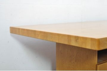 中古　ブランド家具　特注　オーダー品　天板極厚　タモ材　無垢　ナチュラルカラーが素敵な収納付きの特大テーブル(ダイニングテーブル、4人掛け、6人掛け、作業台、食卓、店舗什器)(R-080871)