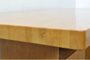 中古　ブランド家具　特注　オーダー品　天板極厚　タモ材　無垢　ナチュラルカラーが素敵な収納付きの特大テーブル(ダイニングテーブル、4人掛け、6人掛け、作業台、食卓、店舗什器)(R-080871)