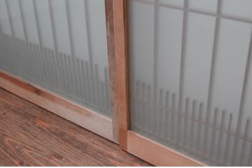ビンテージ建具　和の空間づくりにおすすめ!凝った作りの格子入りガラス窓4枚セット(組子、引き戸、ガラス戸、格子戸、ヴィンテージ)(R-080878)