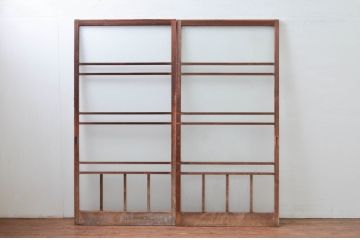 アンティーク建具　デザイングッド!!　レトロな空間作りにおすすめなガラス戸2枚セット(引き戸)(R-080883)