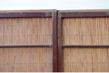 アンティーク建具　漆塗り框　黒柿透かし彫り入りの高級な夏戸4枚セット(引き戸、簾戸、簀戸、葭戸、夏障子、御簾戸、すど)(R-080888)