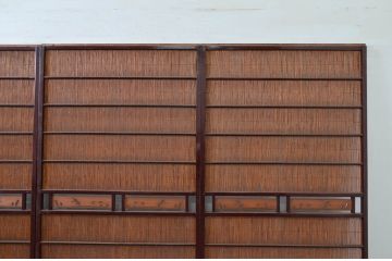 アンティーク建具　漆塗り框　黒柿透かし彫り入りの高級な夏戸4枚セット(引き戸、簾戸、簀戸、葭戸、夏障子、御簾戸、すど)(R-080889)