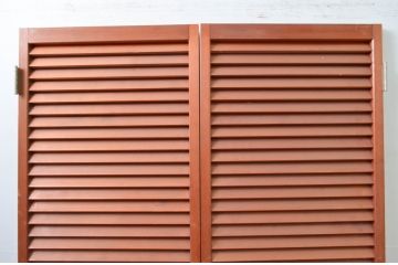 ビンテージ建具　シンプルなデザインが取り入れやすいルーバー扉1対2枚セット(雨戸、木製、ヴィンテージ)(R-080893)
