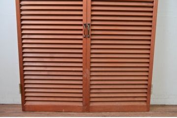 ビンテージ建具　シンプルなデザインが取り入れやすいルーバー扉1対2枚セット(雨戸、木製、ヴィンテージ)(R-080893)