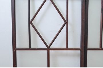 アンティーク建具　大正ロマン　ノスタルジックな雰囲気溢れる菱型のガラス戸2枚セット(引き戸)(R-080898)