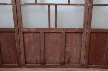 アンティーク建具　大正ロマン　古い木味が魅力的なガラス戸4枚セット(引き戸)(R-080908)