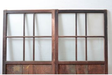 アンティーク建具　古い木味が趣のあるガラス戸2枚(引き戸)(R-08912)