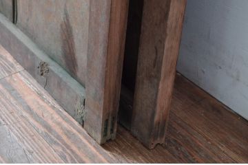 アンティーク建具　古い木味が趣のあるガラス戸2枚(引き戸)(R-08912)