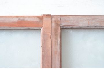 アンティーク建具　昭和レトロな雰囲気にぴったり!温かみを感じるガラス戸2枚セット(引き戸)(R-080916)