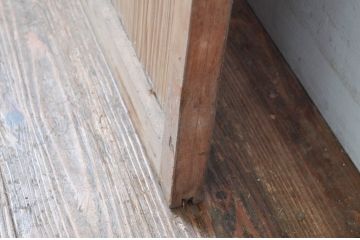 アンティーク建具　レトロな雰囲気を醸し出す幅広ガラス戸1枚(引き戸)(R-080920)
