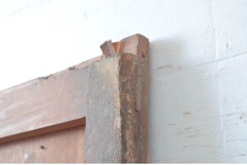 アンティーク建具　時を経た風合いが楽しめるシンプルな薄型蔵戸1枚(引き戸、玄関戸)(R-080921)