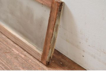 アンティーク建具　ペイント仕上げ限定　レトロな雰囲気が魅力的な明かり取り1枚(明り取り、ガラス戸)(R-080923)