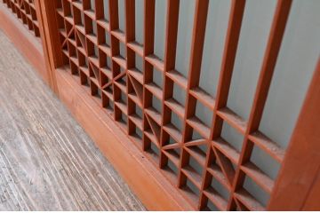 アンティーク建具　松・鶴　縁起物の彫刻が魅力的な片面ガラスの書院戸4枚セット(窓、引き戸、ガラス戸)(R-080924)