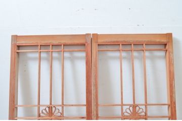 アンティーク建具　花　和の情緒溢れる組子入り障子窓2枚セット(引き戸、障子戸)(R-080927)