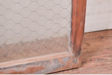 アンティーク建具　どこか懐かしい雰囲気を感じる金網入りガラス窓2枚セット(引き戸、ガラス戸)(R-080930)