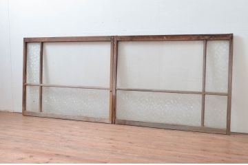 アンティーク建具　レトロな雰囲気が溢れるガラス窓2枚セット(引き戸、ガラス戸)(R-080931)