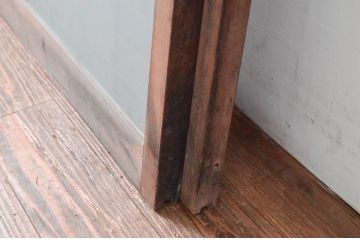 アンティーク建具　レトロな空間を演出する格子入りガラス窓2枚セット(引き戸、ガラス戸、格子戸)(R-080934)