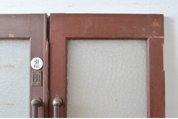 アンティーク建具　レトロな雰囲気漂う親子ドア1対2枚セット (両開きドア、ガラス扉、玄関ドア)(R-080939)