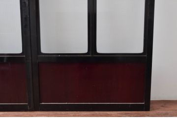 アンティーク建具　北陸産　漆塗り　お部屋のアクセントになるガラス戸3枚セット(引き戸)(R-080946)