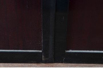 アンティーク建具　北陸産　漆塗り　お部屋のアクセントになるガラス戸3枚セット(引き戸)(R-080946)