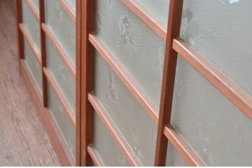 ビンテージ建具　昭和レトロ　花のデザインが魅力のガラス戸2枚セット(引き戸)(R-080948)
