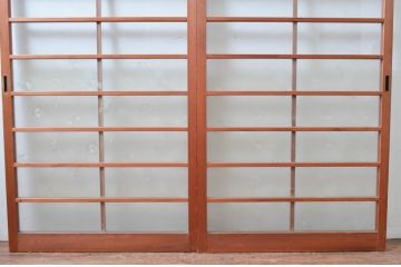 ビンテージ建具　昭和レトロ　花のデザインが魅力のガラス戸2枚セット(引き戸)(R-080948)