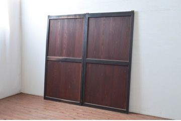 アンティーク建具　古民家風インテリアにおすすめの帯戸2枚セット(板戸、引き戸)(R-080954)