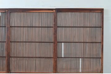 アンティーク建具　どこか懐かしい雰囲気を感じる格子戸4枚セット(引き戸)(R-080962)