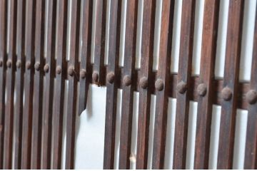 アンティーク建具　どこか懐かしい雰囲気を感じる格子戸4枚セット(引き戸)(R-080962)