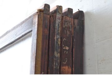 アンティーク建具　どこか懐かしい雰囲気を感じる格子戸4枚セット(引き戸)(R-080962)
