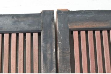 アンティーク建具　激レア　希少!!!　和の情緒感じる古い木味の格子蔵戸4枚セット(格子戸、引き戸、玄関戸)(R-080965)