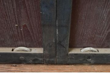 アンティーク建具　激レア　希少!!!　和の情緒感じる古い木味の格子蔵戸4枚セット(格子戸、引き戸、玄関戸)(R-080965)